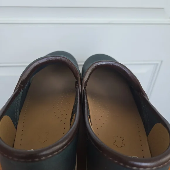 Dansko Professional Teal Natural Wood Leather Clog - Picture 5 of 8